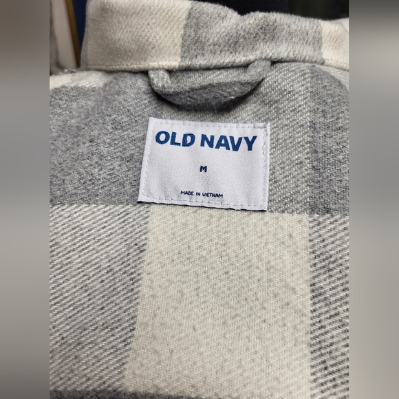 Old Navy Thick Flannel Size M - Picture 6 of 6